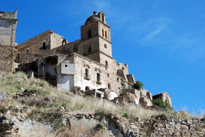 Craco la Chiesa Madre Fonte Wikipedia.jpg